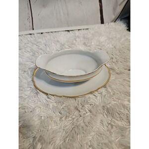 Paul‎ Muller Selb Bavaria Gravy Boat EUC